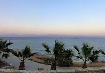 Paros Blue Dolphin 2* 克里希阿克提